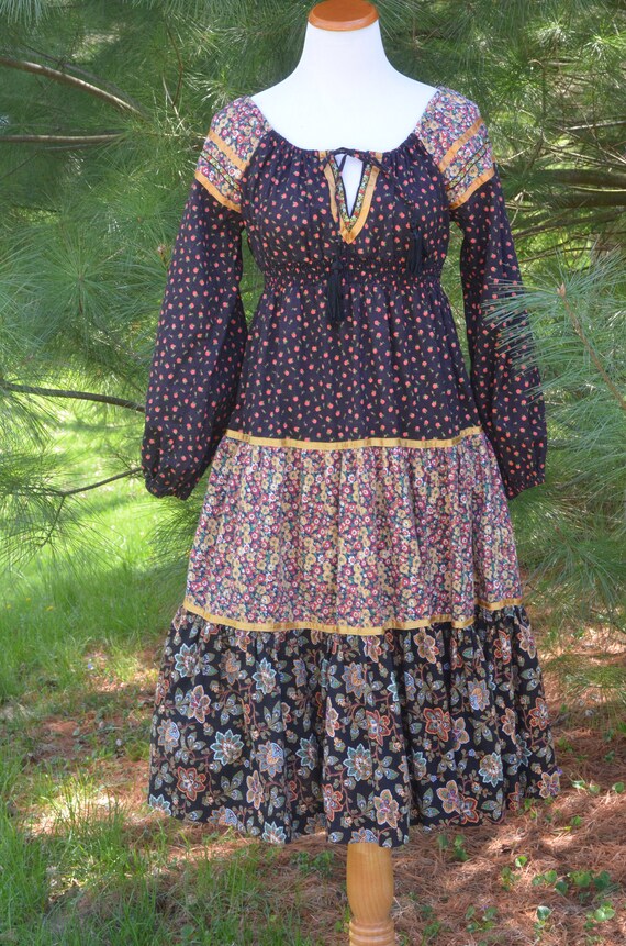 Vintage 70s Young Edwardian by Arpeja Prairie Pea… - image 3