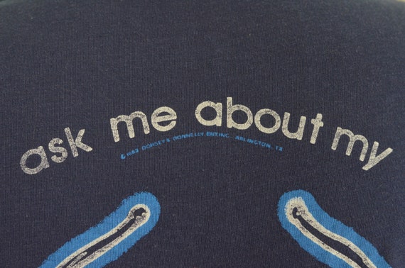 Vintage 80s T-Shirt "Ask Me About My Hiney Wine" … - image 6