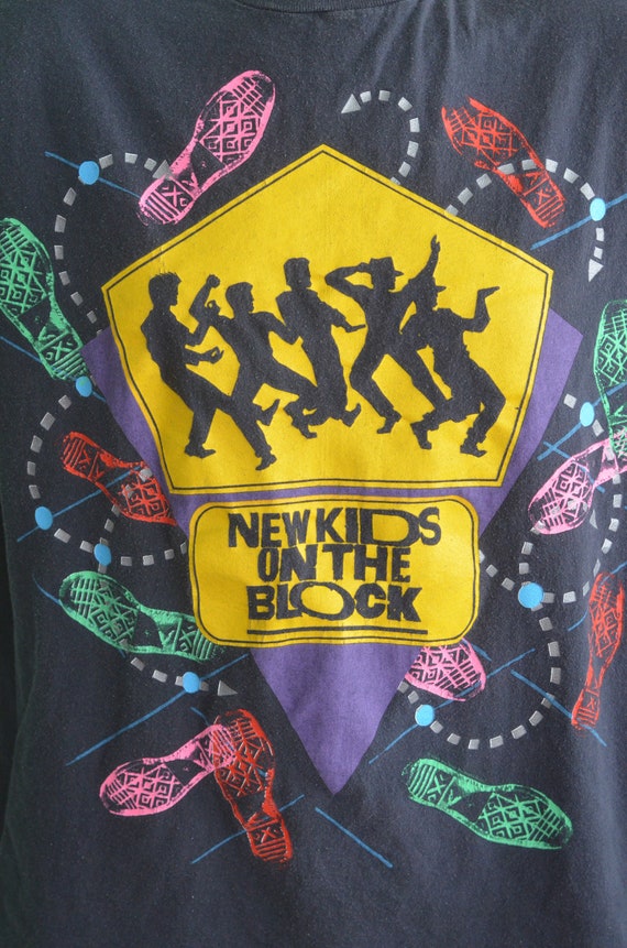 Vintage 80s T-Shirt New Kids on the Block NKOTB C… - image 3