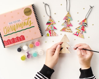 DIY Christmas Kit, Ornament Painting Kit, Holiday craft, Wooden Christmas tree, Wood Painting, Christmas craft, Holiday Party Craft, Mod Kit