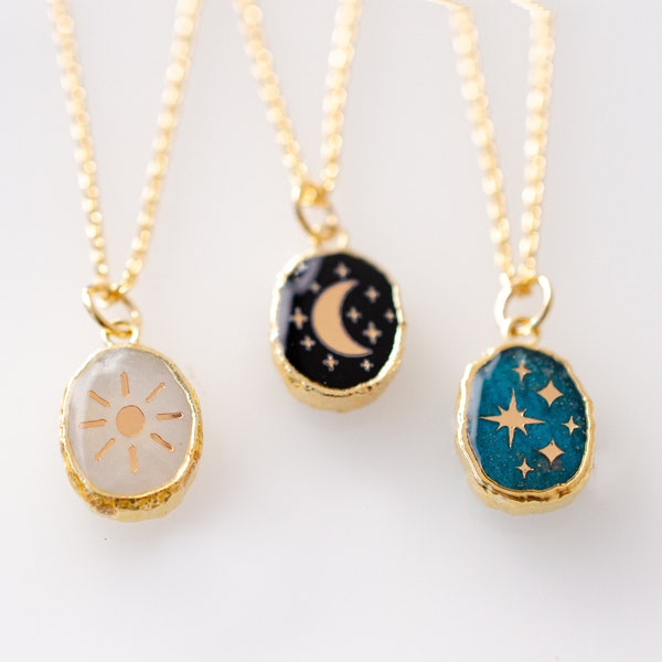 Collier céleste, collier astrologie, pierres précieuses délicates, collier étoile en or, pendentif lune, bijoux galaxie, collier zodiaque, collier soleil,