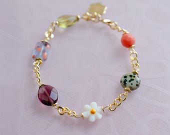 Colorful Handmade Mixed Bead Bracelet, Daisy Charm Bracelet, Gold Chain Beaded Bracelet