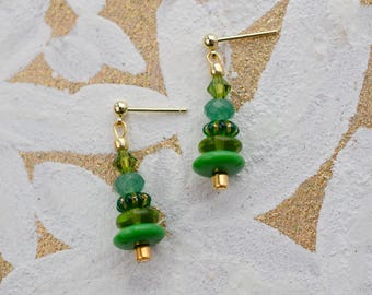 Beaded Christmas Tree Earrings, Festive Holiday Earrings, Christmas Jewelry