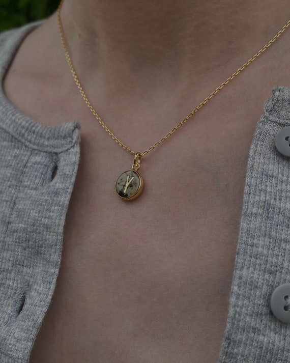 [TATIANA] 韓国アクセ☆Gemstone Round Bar Initial Necklace Round Initial Necklace, Personalized Initial Necklace