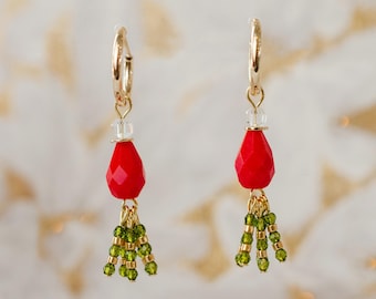 Christmas Statement Earrings, Red and Green Beaded Earrings, Holiday Dangle Earrings, Festive Christmas Jewelry