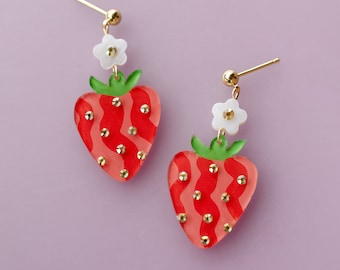 Strawberry dangle earrings, Strawberry and flower dangle earrings, Fruit Earrings, summer earrings, handpainted earrings, strawberry jewelry