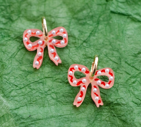 Handpainted Acrylic Christmas Bow Earrings, Pink Holiday Bow Earring with Pearls