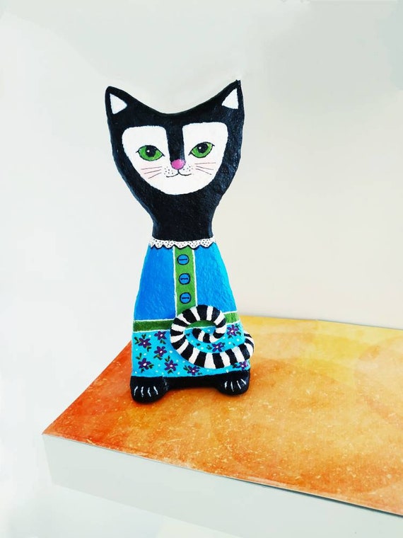 Papier mache cat, cat art agrohort.ipb.ac.id