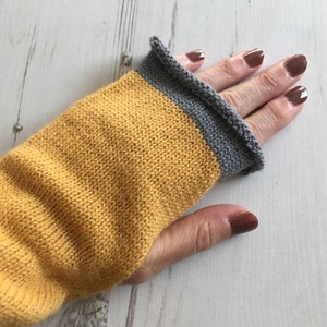Yellow Fingerless Gloves, Mustard Wrist Warmers, Mustard Gloves, Ochre Fingerless Mitts, Alpaca Gloves, Yellow Mitts, Amber Gloves