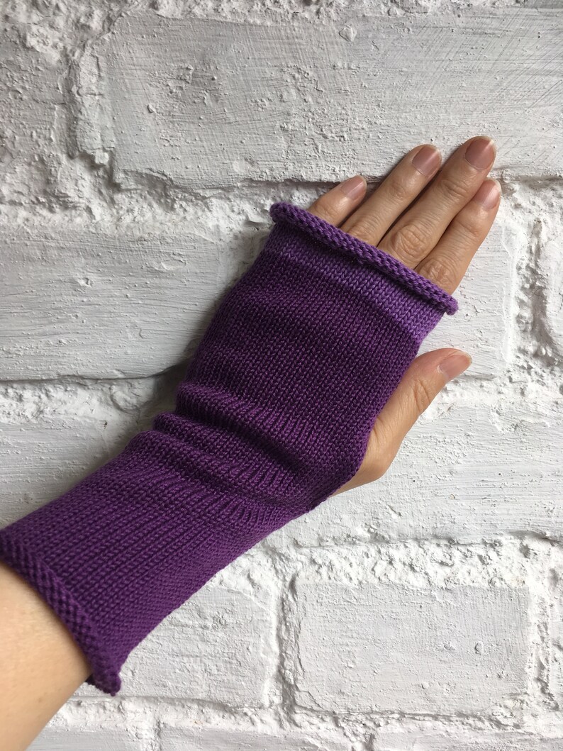 Purple Cotton Gloves, Purple Vegan Gloves, Violet Wrist Warmers, Purple Fingerless Gloves, Vegan Fingerless Gloves, Purple Arm Warmers image 4