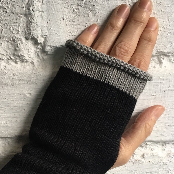 Black Cotton Handwarmers, Black Vegan Gloves, Knitted Black Wristwarmers, Black Fingerless Gloves, Vegan Wristlets, Vegan Handwarmers