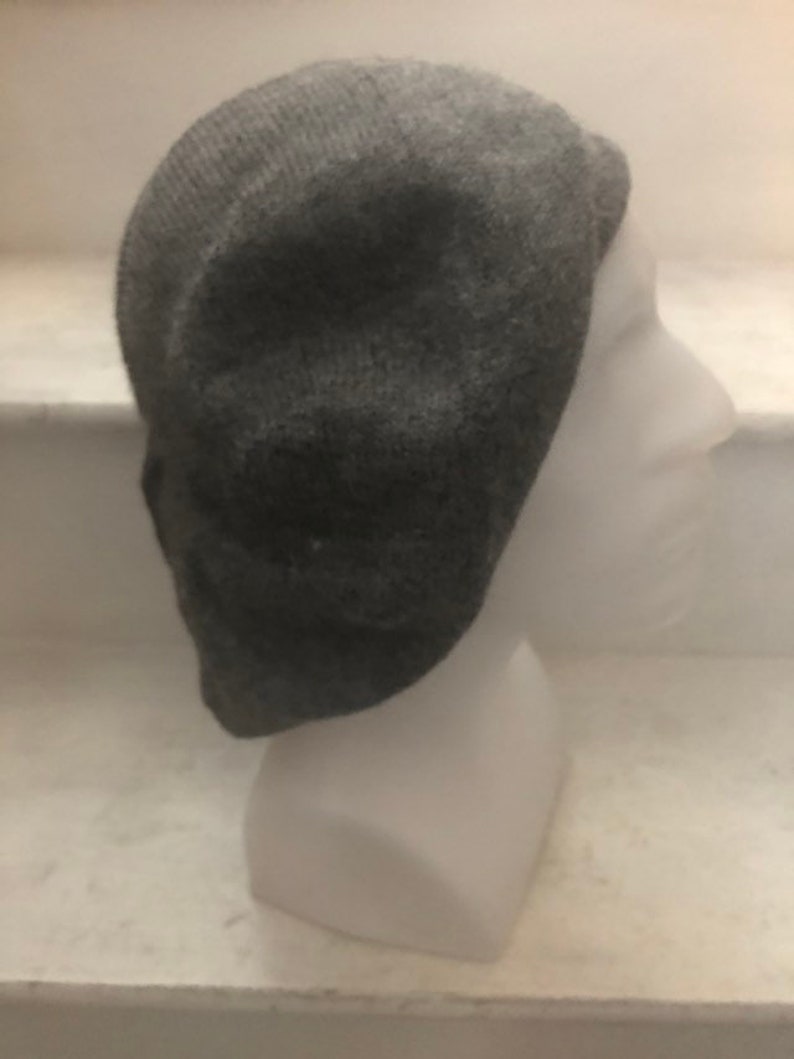 Tam Highlander de punto gris, gorro escocés de alpaca gris, gorro escocés para hombre, gorro balmoral, boina de punto gris, sombrero Highlander para hombre imagen 6