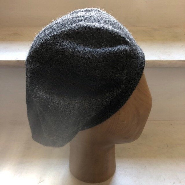 Charcoal Grey Beret, Dark Grey Tam, Men's Scottish Bonnet, Highlander Tam, Dark Grey Knitted Bonnet, Grey Alpaca Tam, Unisex Charcoal Beret,