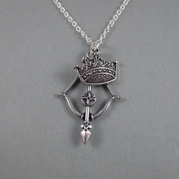 Outlaw Queen Necklace, Evil Queen Necklace, Bow and Crown, Fangirl Fandom, Fictional Character, Fandom Jewelry, Fairy Tale Necklace