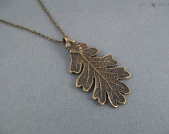 Ranger Oak Leaf Pendant, Bronze Oak Leaf Necklace, Gifts for Readers, Halloween Costume Jewelry, Literary Themed Gifts, Bookish Jewelry