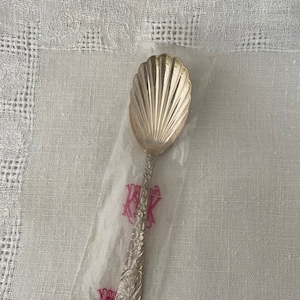Repousse - Vintage Sterling Silver Sugar Shell Spoon