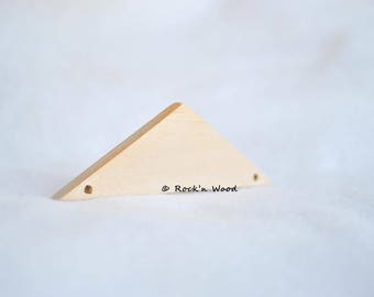 2 Triangle Pendants - Unfinished Wood - Jewelry Supply, DIY, Craft, Bib Necklace, OOAK
