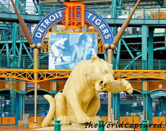 Detroit Tigers Mat Print: 'Guarding The Park'