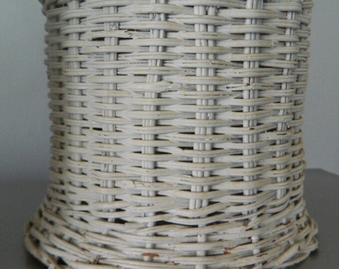 Wicker Toilet Paper Storage / Shabby Chic White Chippy Painted Wicker