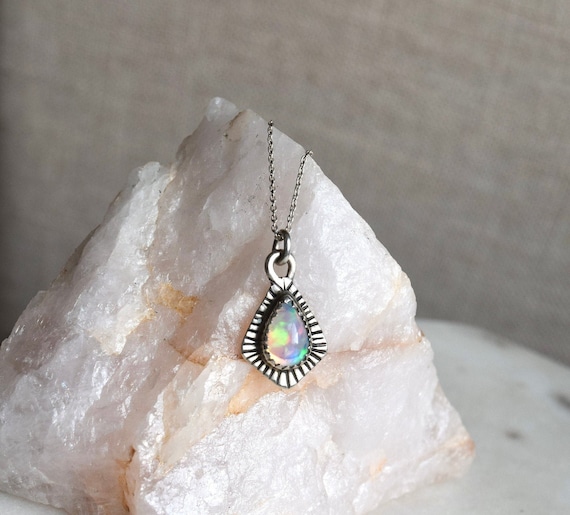 Opal Pear Necklace Opal Drop Pendant Bohemian Natural Gemstone Birthstone Necklace Dainty Necklace Delicate Minimalist Unique Jewelry Charm