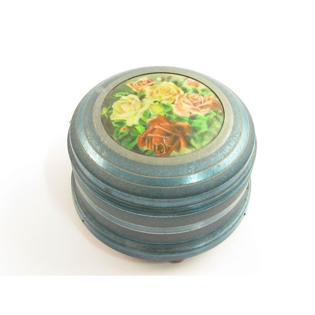 Mondaine Fifth Avenue Musical Vintage Metal Powder Box CC720 Etsy