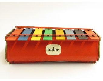 Vintage Tudor Tru Tone Xylophone Metal Musical Toy J024