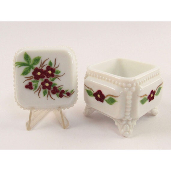 14+ Milk Glass Trinket Box