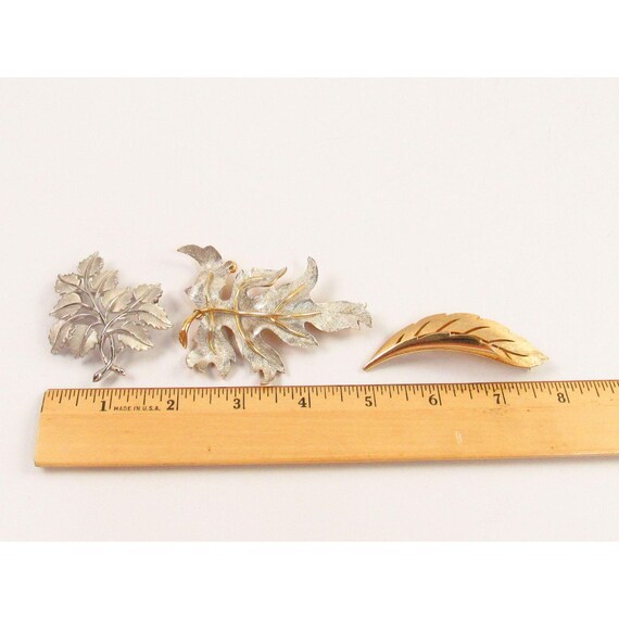 Judy Lee Two-Tone Leaf Brooch/Pendant Along With … - image 6