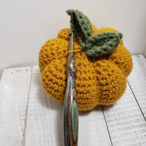 Wooden Crochet Hook Set Of 7 Twist Knitting Ergonomic Handmade Drill Design  Hook