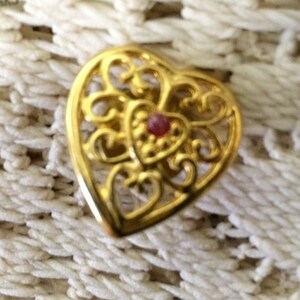 Vintage Heart Lapel Pin Brooch Gold Tone with Rhinestone Center Pink image 5