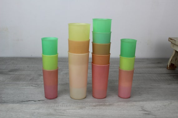 Vintage Tupperware Glasses Tumblers Pastel Colors Summer Ice Tea Lemonade  Picnic Patio 