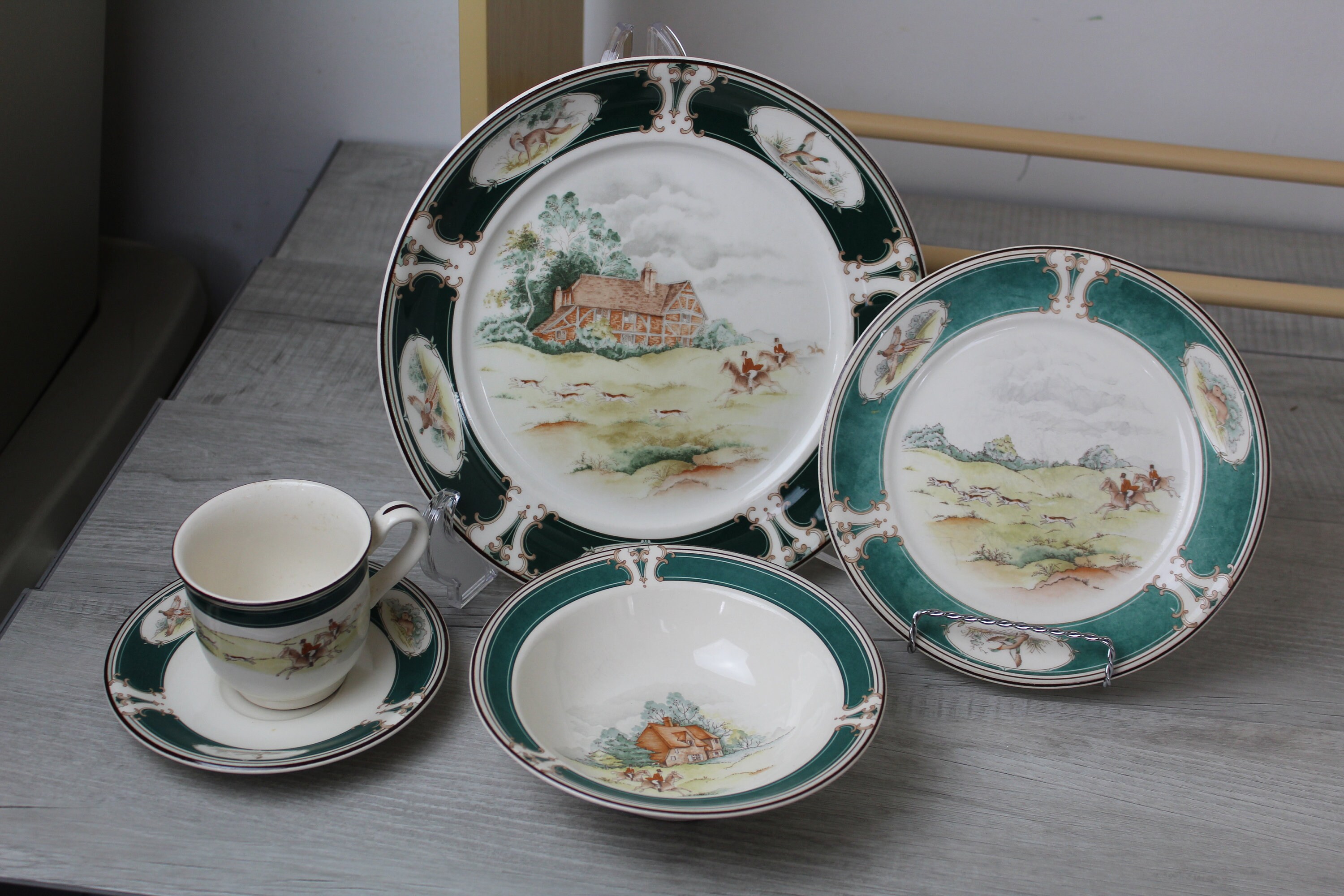 August Warnecke ドイツ製 カップ ソーサー（Vintage Noritake 