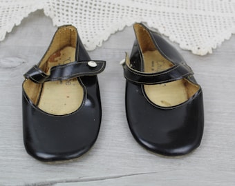 Vintage Children's Doll Shoes Chilprufe Black Made in England Size 4 Maryjane Baby Doll shoes