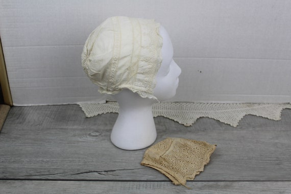 Vintage Baby Bonnets 2 Caps One Beige and One Whi… - image 8