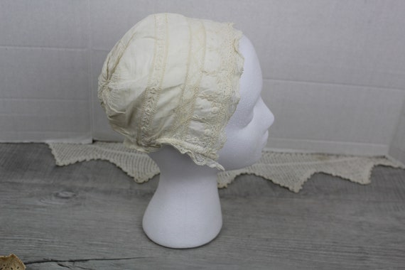 Vintage Baby Bonnets 2 Caps One Beige and One Whi… - image 7