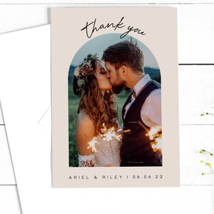 Carte de remerciement imprimée pour mariage en arc avec enveloppe