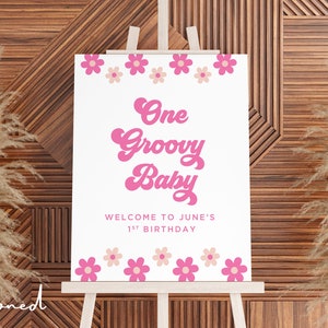 Un bébé groovy | Tableau en mousse, affiche ou téléchargement numérique imprimable