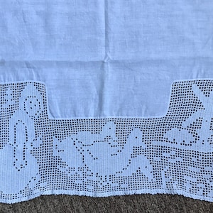 Vintage Table Runner, Dutch girl and Ducks, crocheted edging image 4