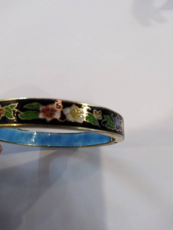 Vintage cloisonne Enamel Bangle Bracelet. Hinged b