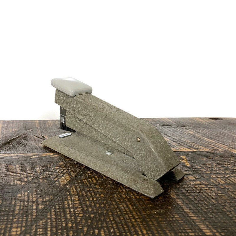 Vintage Industrial Bostitch B5B Heavy Duty Desktop Stapler Etsy