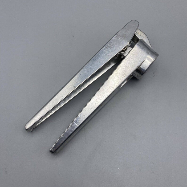 Vintage Zyliss SUSI Garlic Press Made in Switzerland 6 Aluminum Utensil