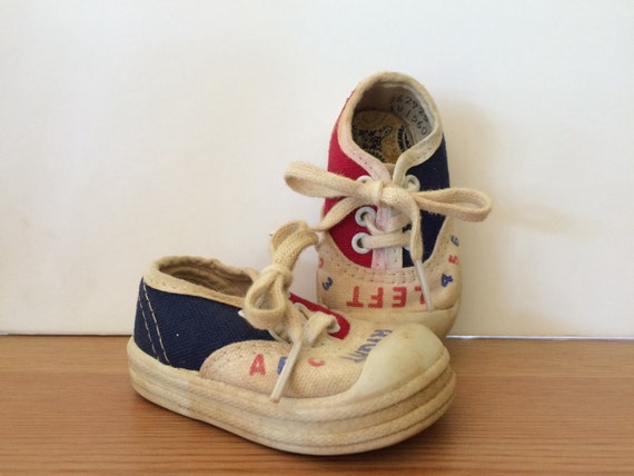 Vintage Right Left Toddlers Sneakers Childrens Te… - image 2