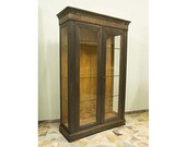 Green Showcase with two doors