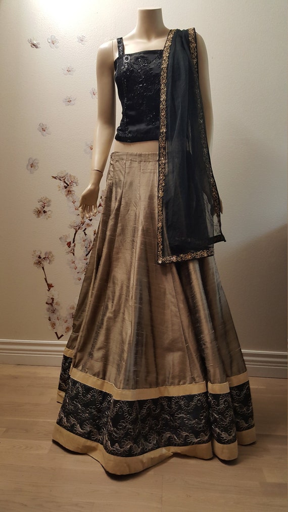 black and gold dress pakistani