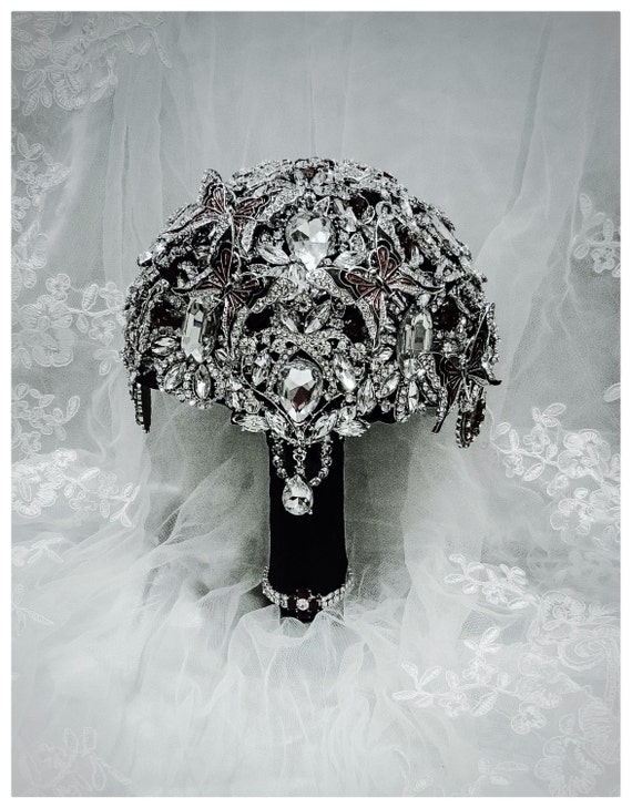 FULL PRICE Fleur De Lis Crystal Bling Heirloom Diamond Broach Bouquet Black Red Butterfly Wedding Brooch Bouquet Day of the dead wedding