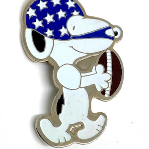 Vtg Peanuts Snoopy playing football 1979 vtg enamel lapel pin back Snoopy collector peanuts comics collector