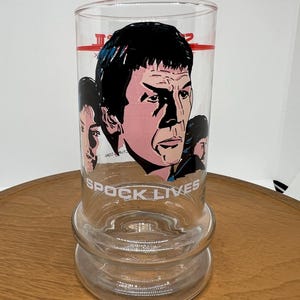 Star Trek III The Search For Spock Glass Tumbler  - Spock Lives - Paramount 1984 Vintage Movie Collectible