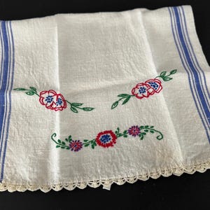 vintage embroidered linen dish towel, tea towel, mid century table linens, vintage kitchen