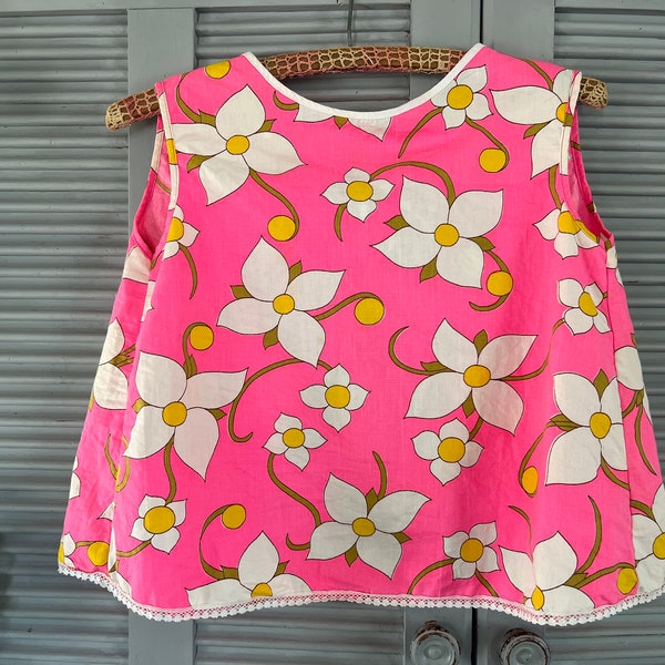 1960s 1970s child’s flower power art smock, vintage chore apron, small retro apron