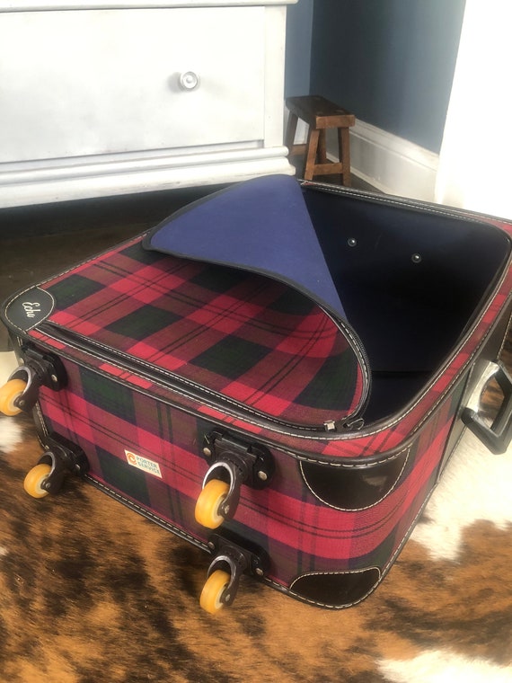 Vintage Red Tartan Plaid Echo Suitcase with wheel… - image 4